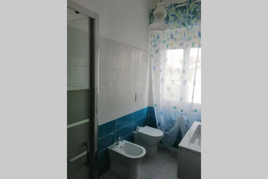 La villetta di zio Claudio a Vada - 6 posti letto Esterno foto