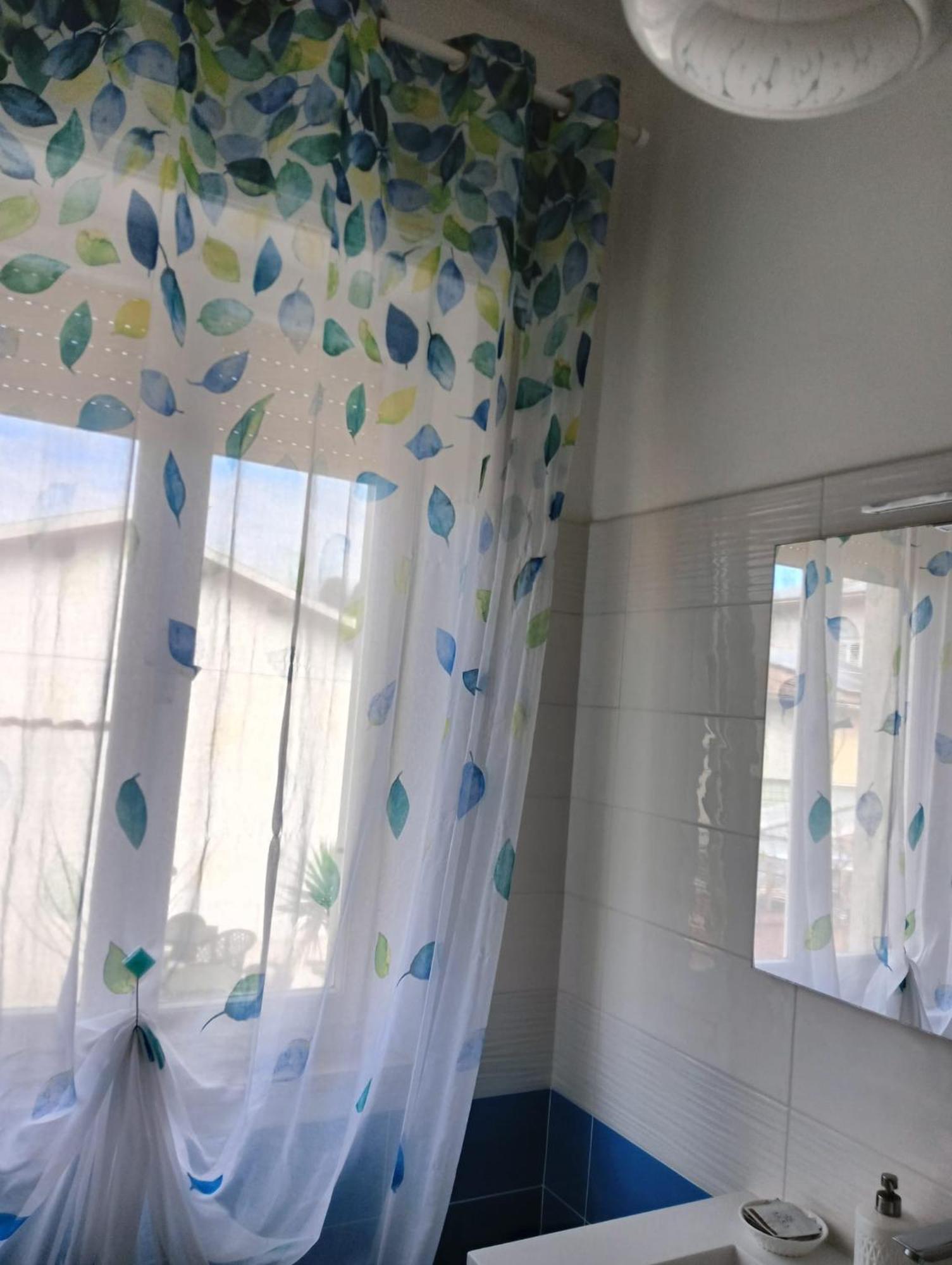 La villetta di zio Claudio a Vada - 6 posti letto Esterno foto